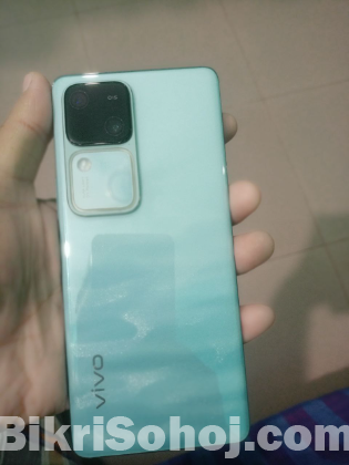 Vivo V30 8/128